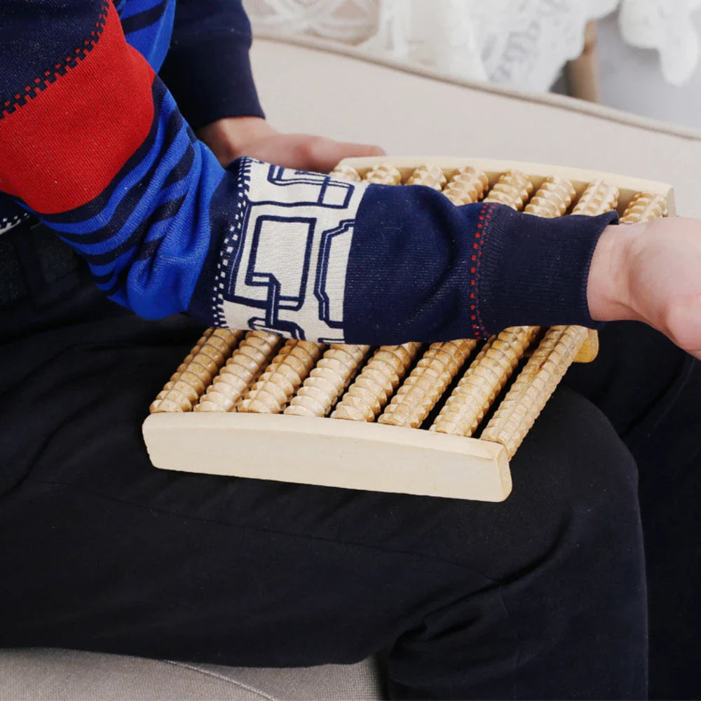 Premium Wooden Massage Tool Set Bamboo Gua Sha Foot Roller Stick Palm Massager Portable Full Body Massage Tools for Home Gym Travel Daily Use